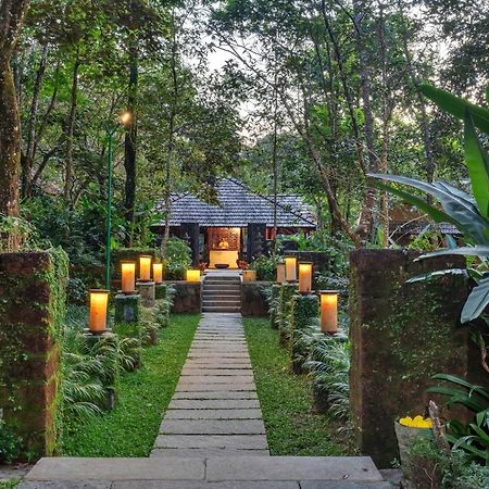 Отель Club Mahindra Madikeri, Coorg Экстерьер фото