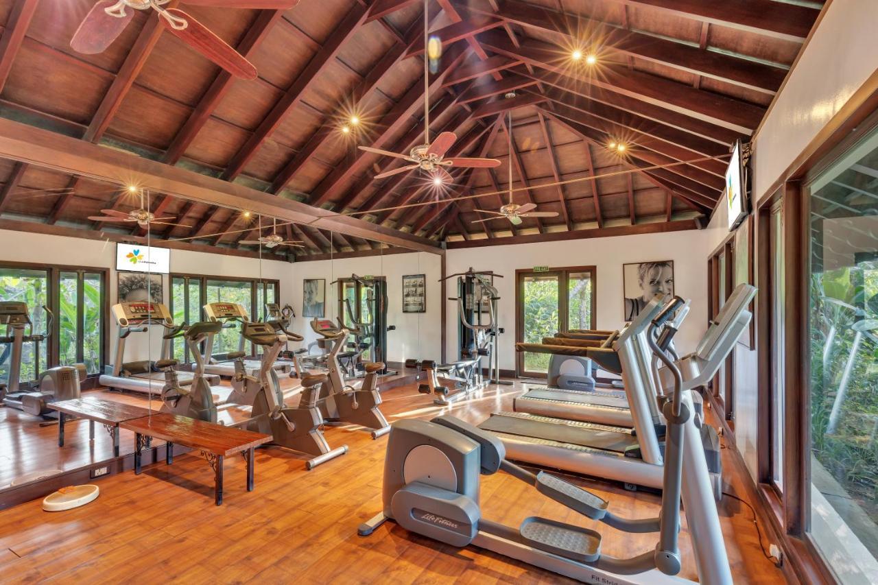 Отель Club Mahindra Madikeri, Coorg Экстерьер фото