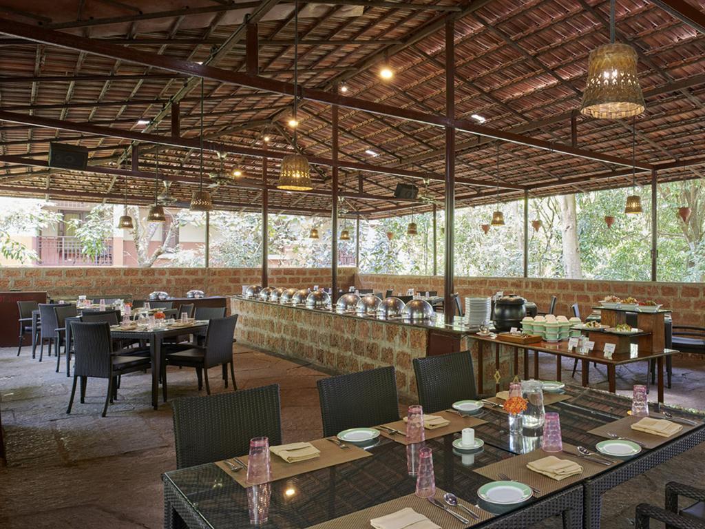 Отель Club Mahindra Madikeri, Coorg Экстерьер фото