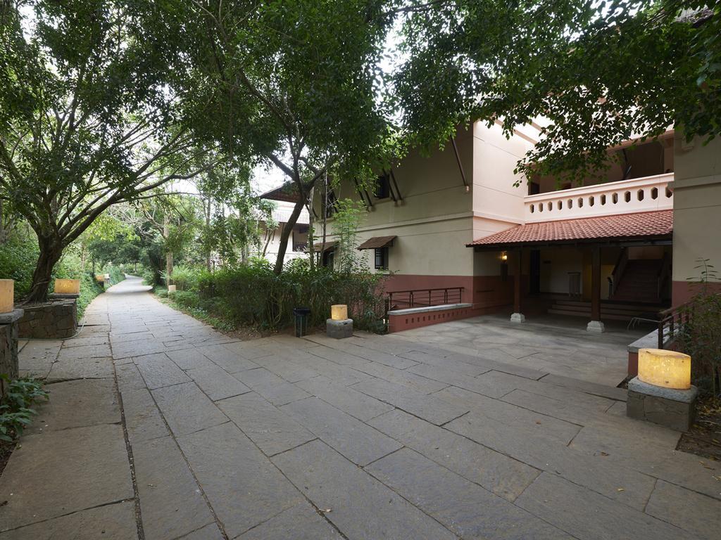 Отель Club Mahindra Madikeri, Coorg Экстерьер фото